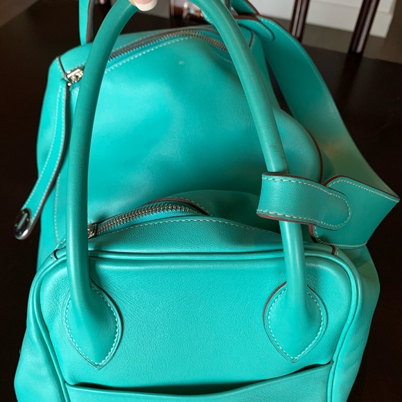 100% Auth RARE Hermès Lindy Lagoon Blue Green 34cm - Picture 7 of 8